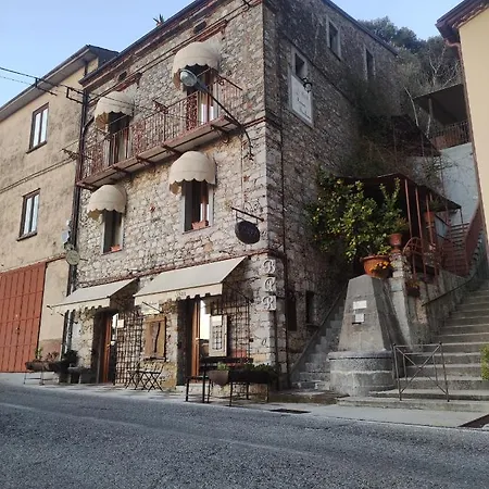 B&b La Fontana Borbone-3